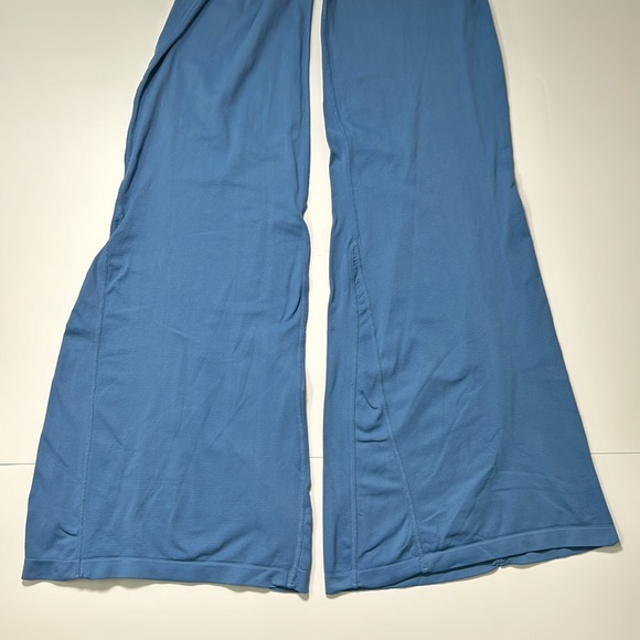 FP Movement Free People Good Karma Flare Onesie Blue XL - Picture 8 of 8